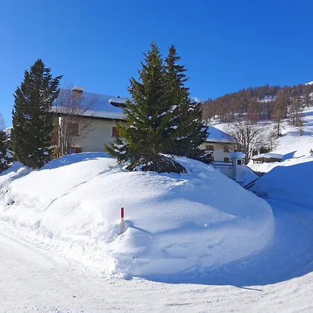 Appartamento Chesa Bursella 21 By Interhome *
